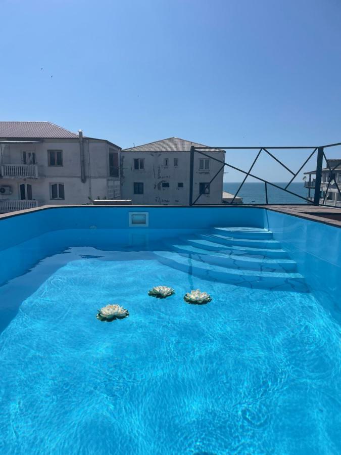 Hotel Chaika Koboeleti Buitenkant foto