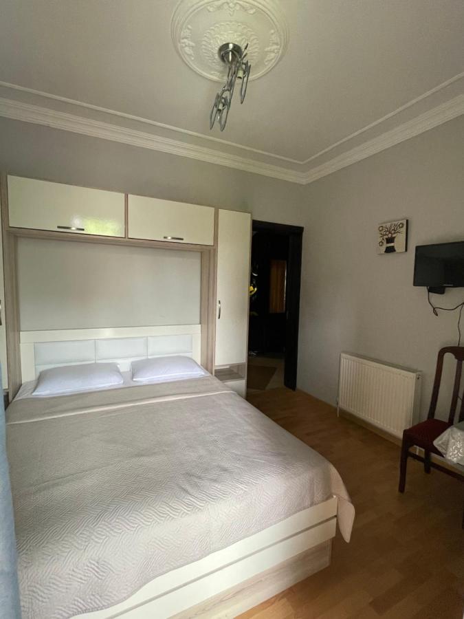 Hotel Chaika Koboeleti Buitenkant foto