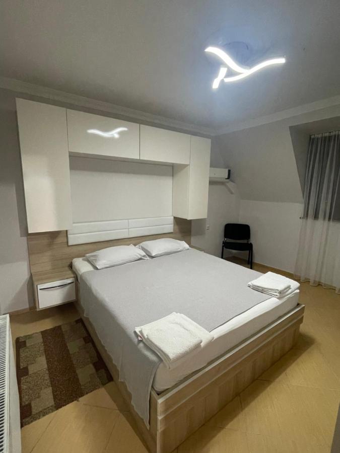 Hotel Chaika Koboeleti Buitenkant foto