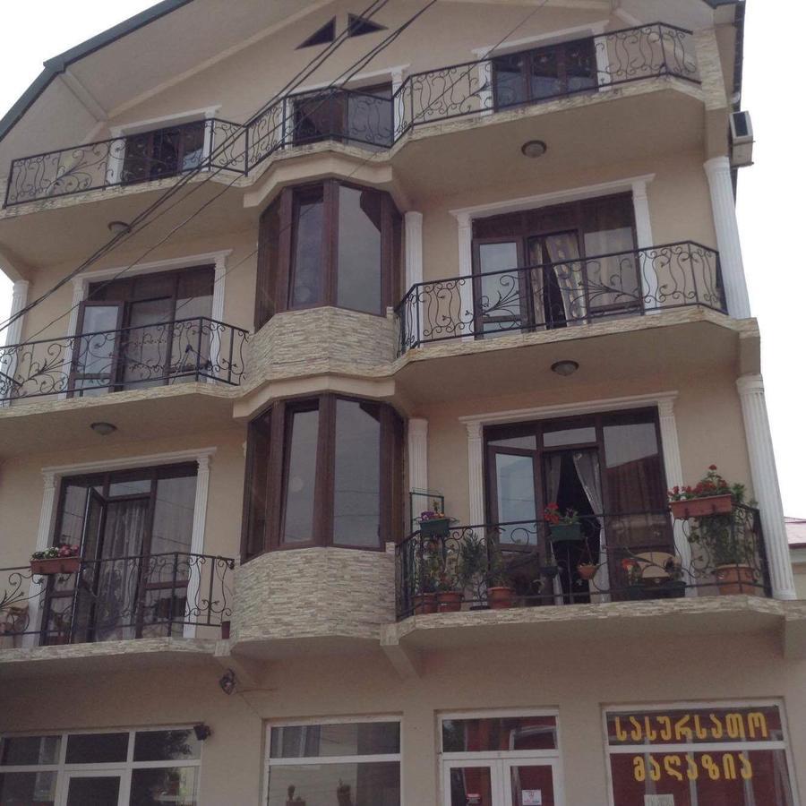 Hotel Chaika Koboeleti Buitenkant foto