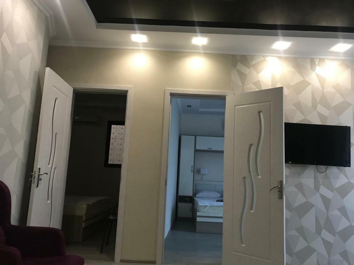 Hotel Chaika Koboeleti Buitenkant foto